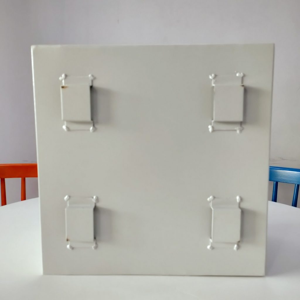Tủ ngoài trời 300 x 300 x 200